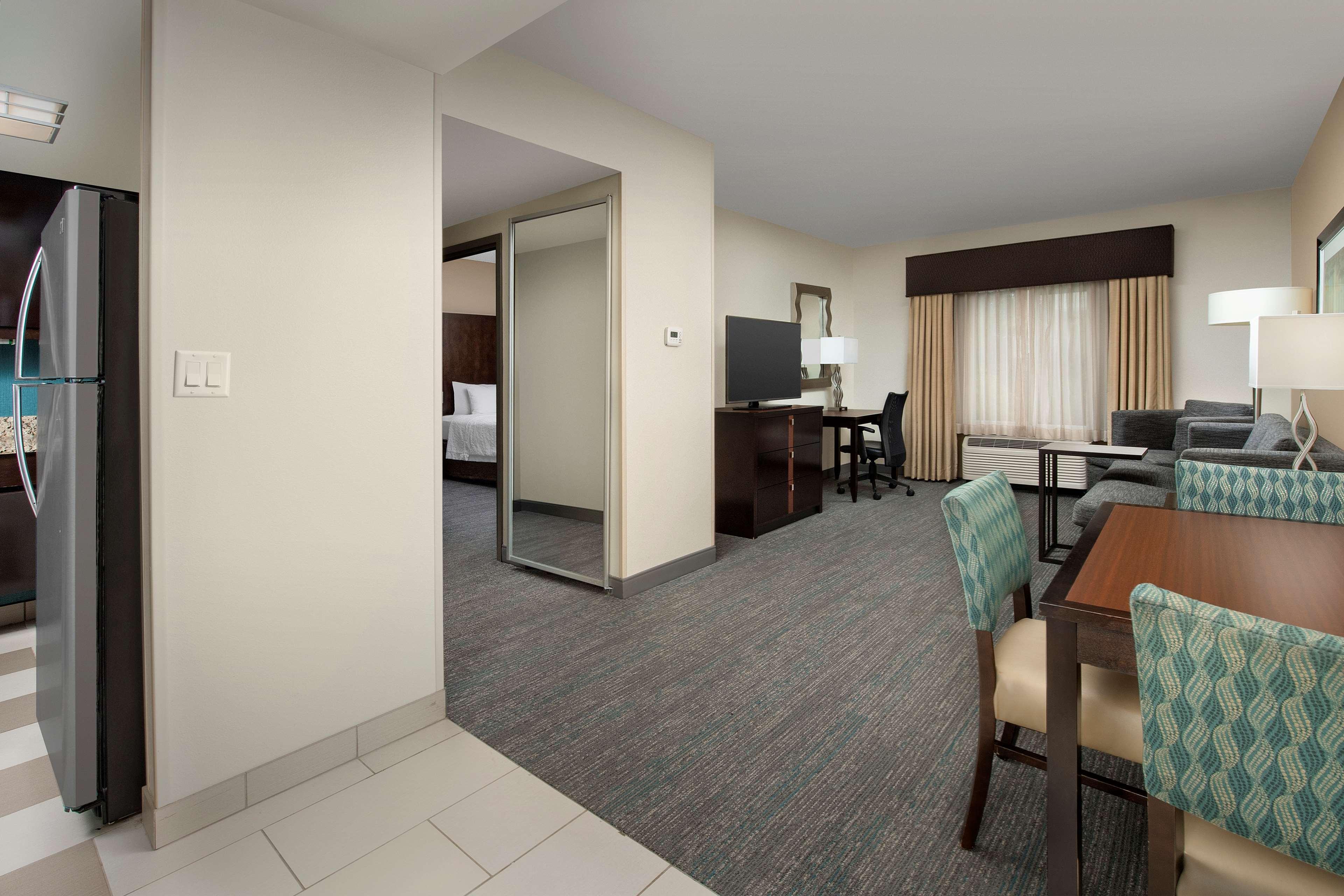 Hampton Inn & Suites Alpharetta-Windward Kültér fotó